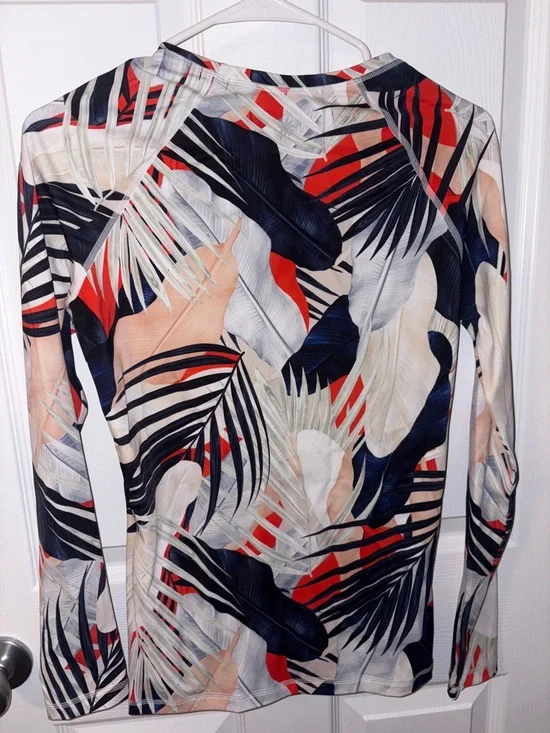 Athleta Long-Sleeve Tropical Leaf Print Performance Top - Picture 3 of 4